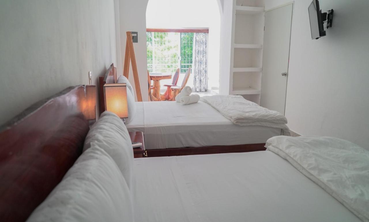 Suites Pancho Villas Bacalar - Lagoon View Esterno foto